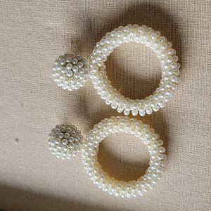 Stella & Dot pearl statement earrings discontinued